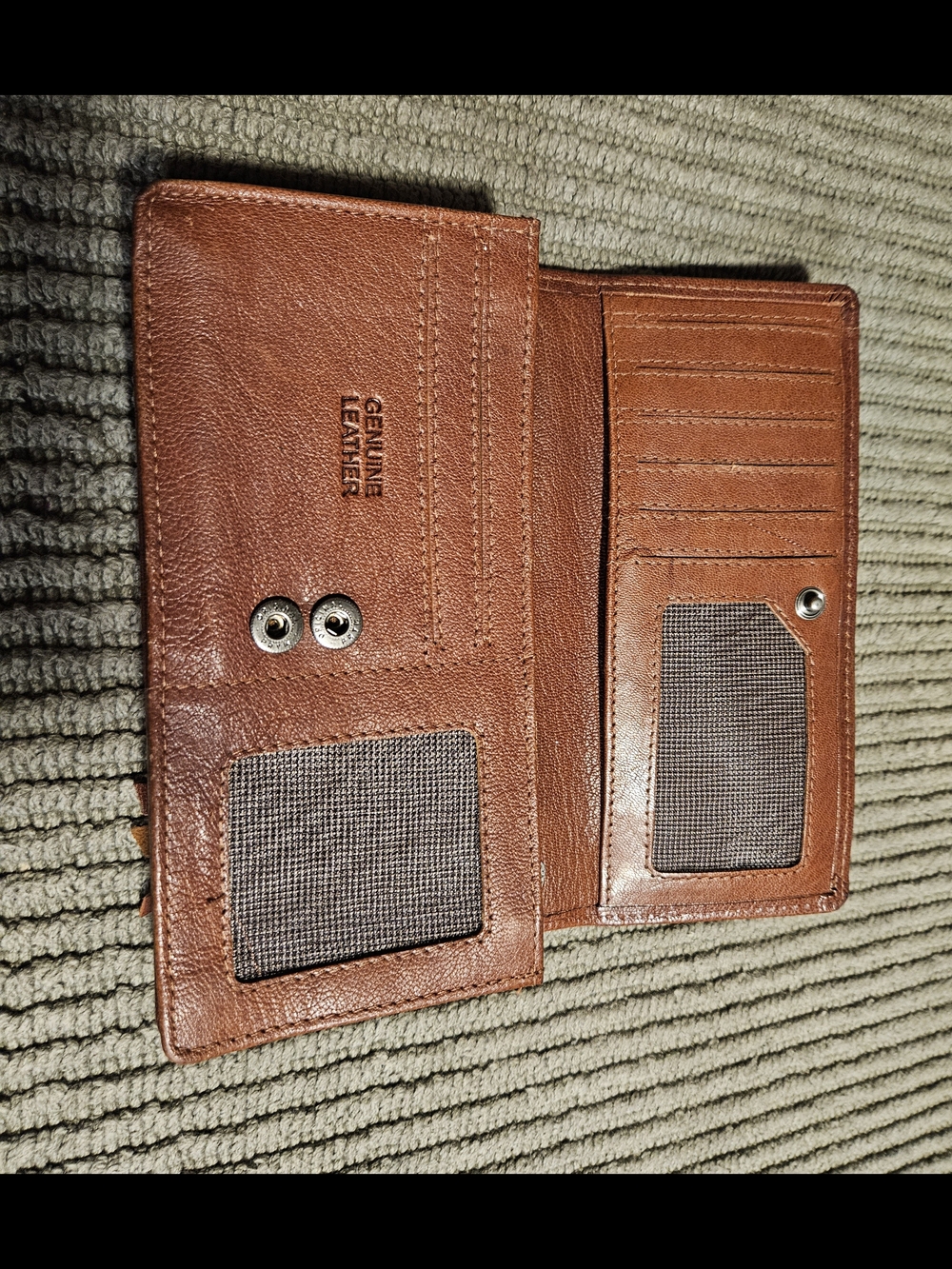 Spikes & Sparrow Brown Leather Women's Wallet - Tan/Brown - Picture 4 of 5